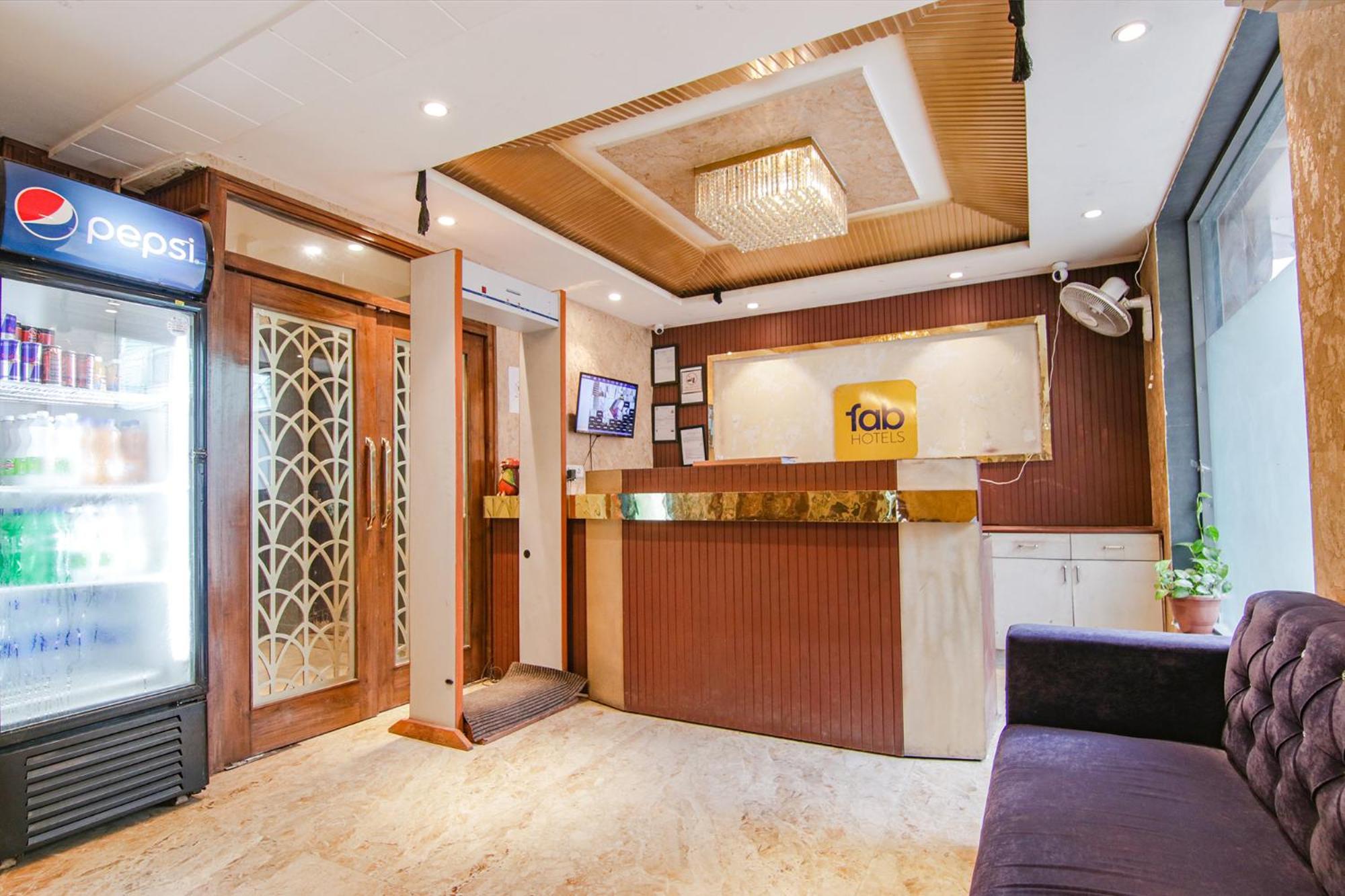 Fabhotel Golden Glory Új-Delhi Kültér fotó
